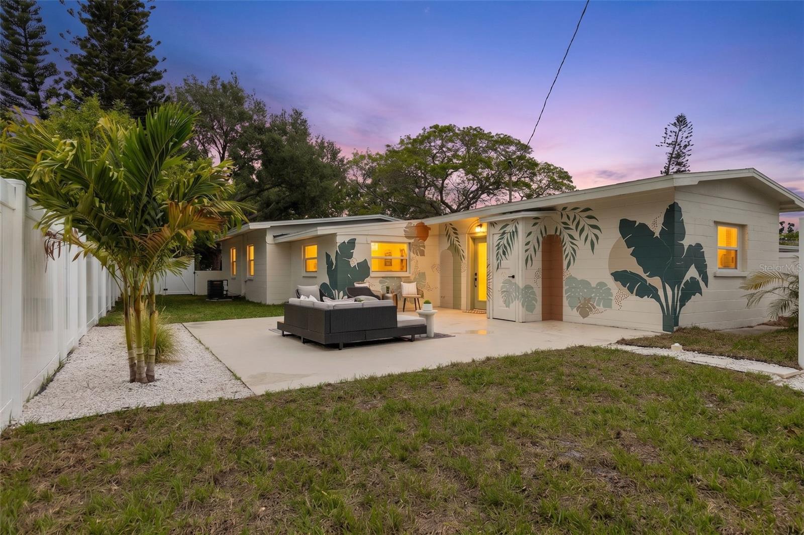 PASADENA TERRACE - Residential