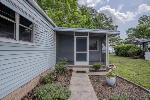 Tiny photo for 34232 Island Drive, Leesburg, FL 34788 (MLS # G5112245)