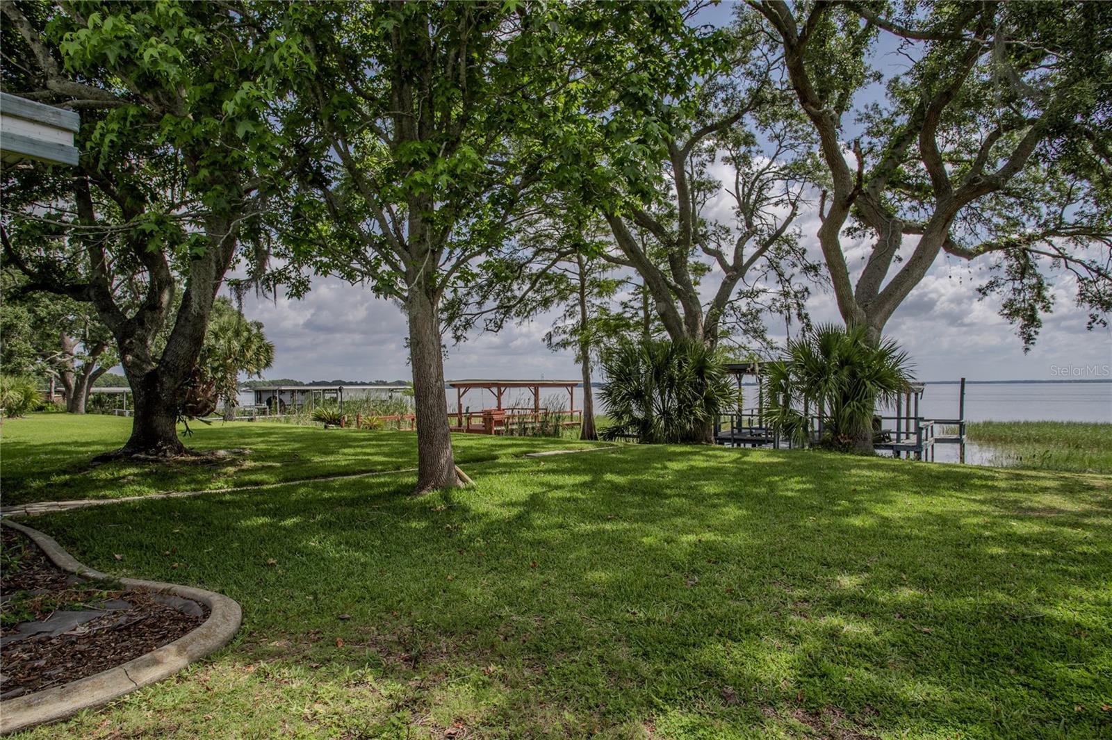 WESTERN SHORES SECOND ADD - Residential