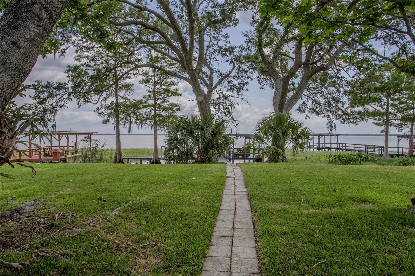 WESTERN SHORES SECOND ADD - Residential