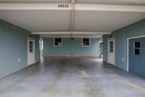 Tiny photo for 34232 Island Drive, Leesburg, FL 34788 (MLS # G5112245)