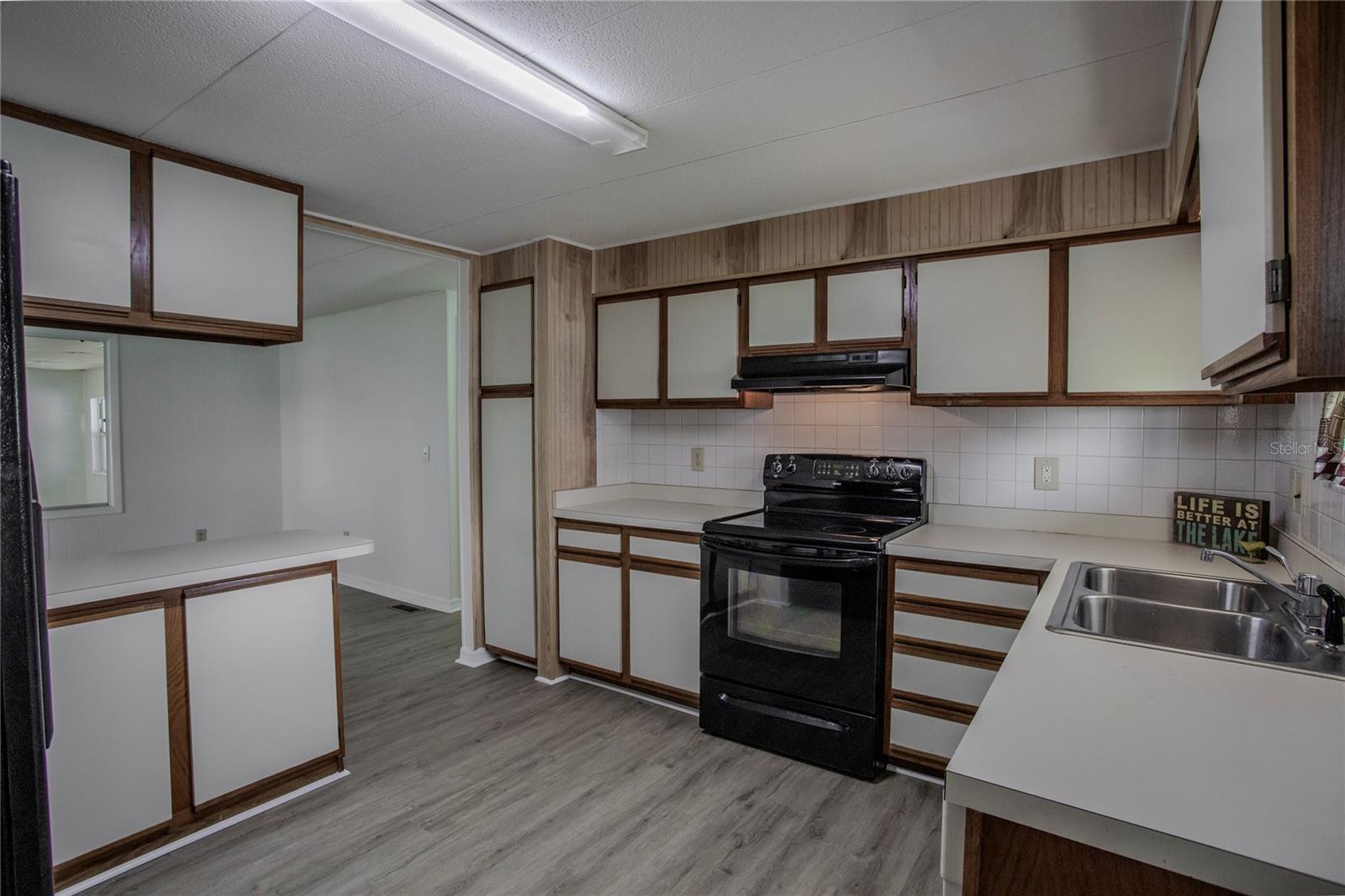 WESTERN SHORES SECOND ADD - Residential