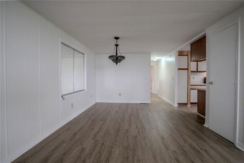Tiny photo for 34232 Island Drive, Leesburg, FL 34788 (MLS # G5112245)
