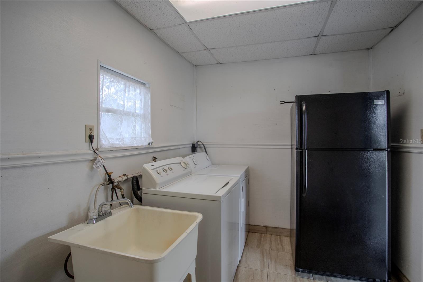 WESTERN SHORES SECOND ADD - Residential
