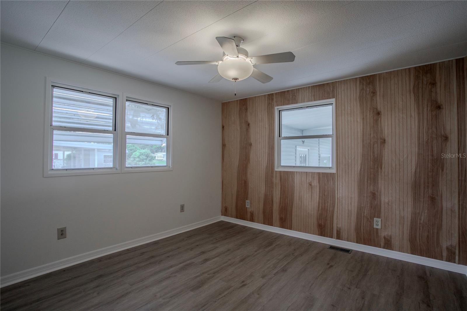 WESTERN SHORES SECOND ADD - Residential