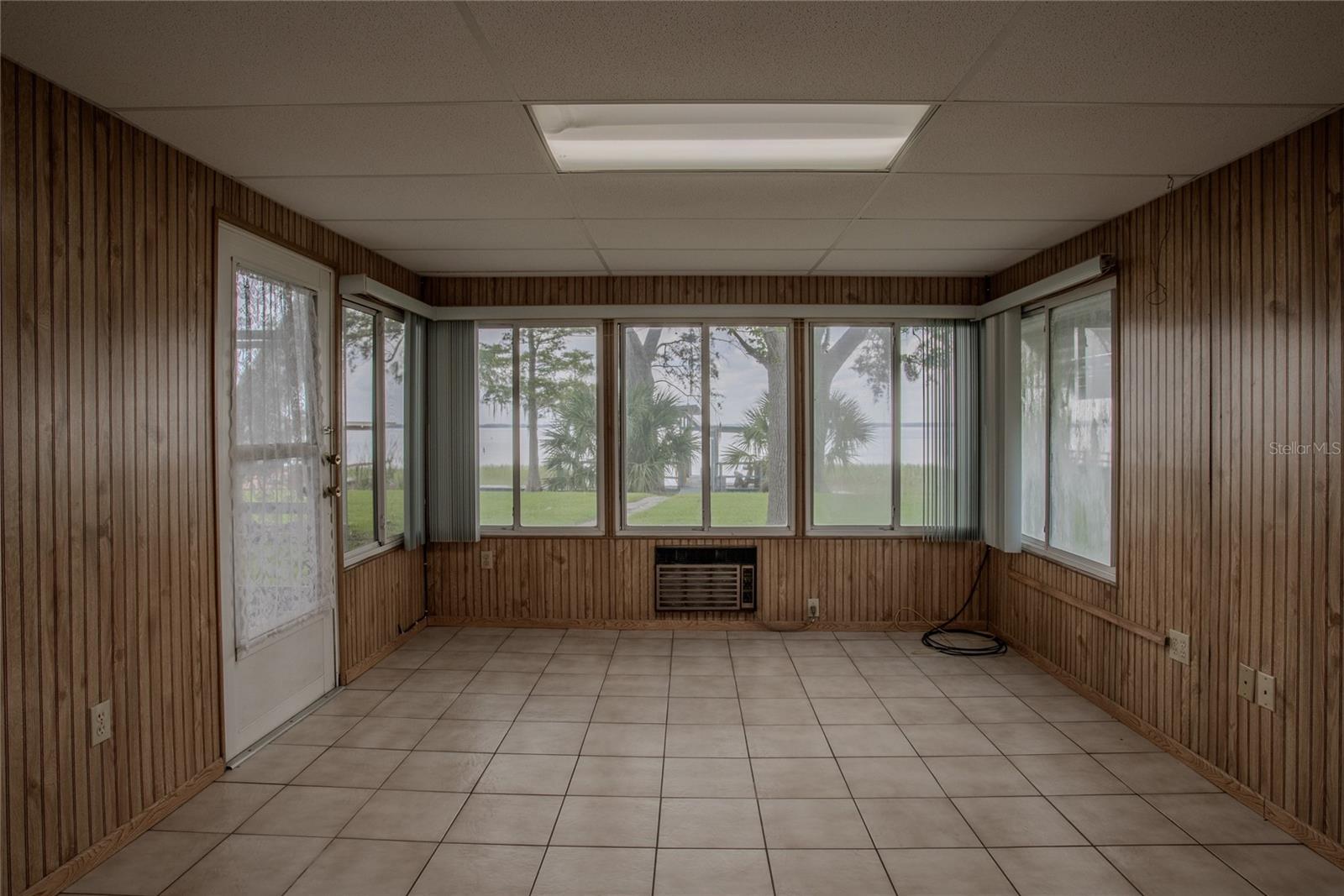 WESTERN SHORES SECOND ADD - Residential