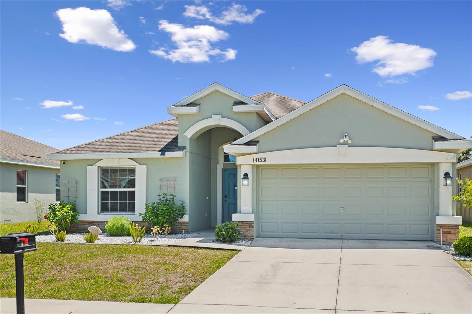 4153 CORTLAND DRIVE