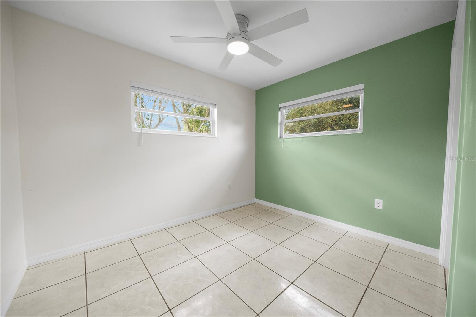 PEACH LAKE MANOR - Residential