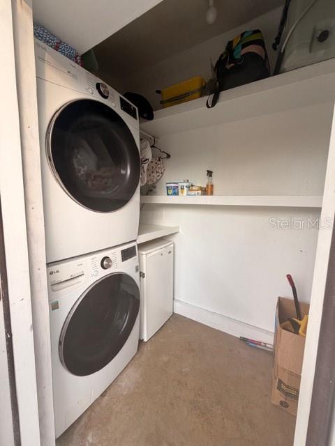 PEACH LAKE MANOR - Residential