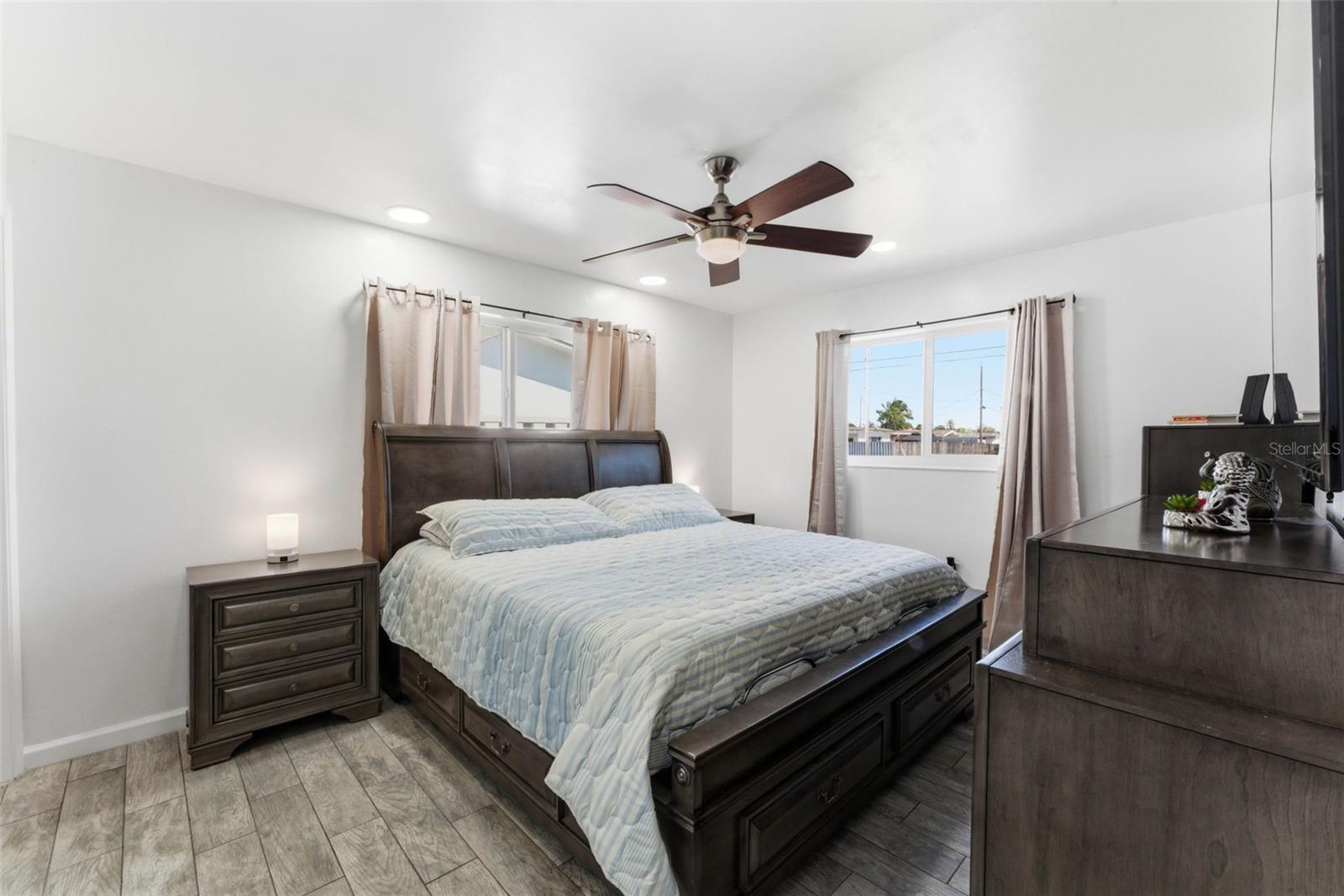 SUNRISE GOLF VILLAGE SEC 20 - Residential