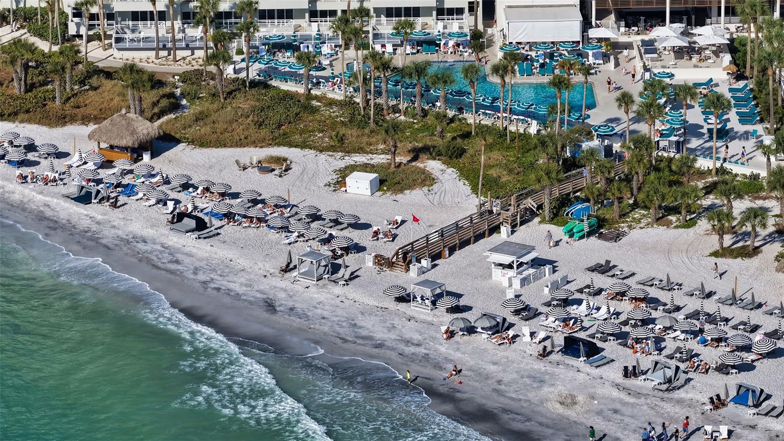 INN ON THE BEACH PH III - Residential