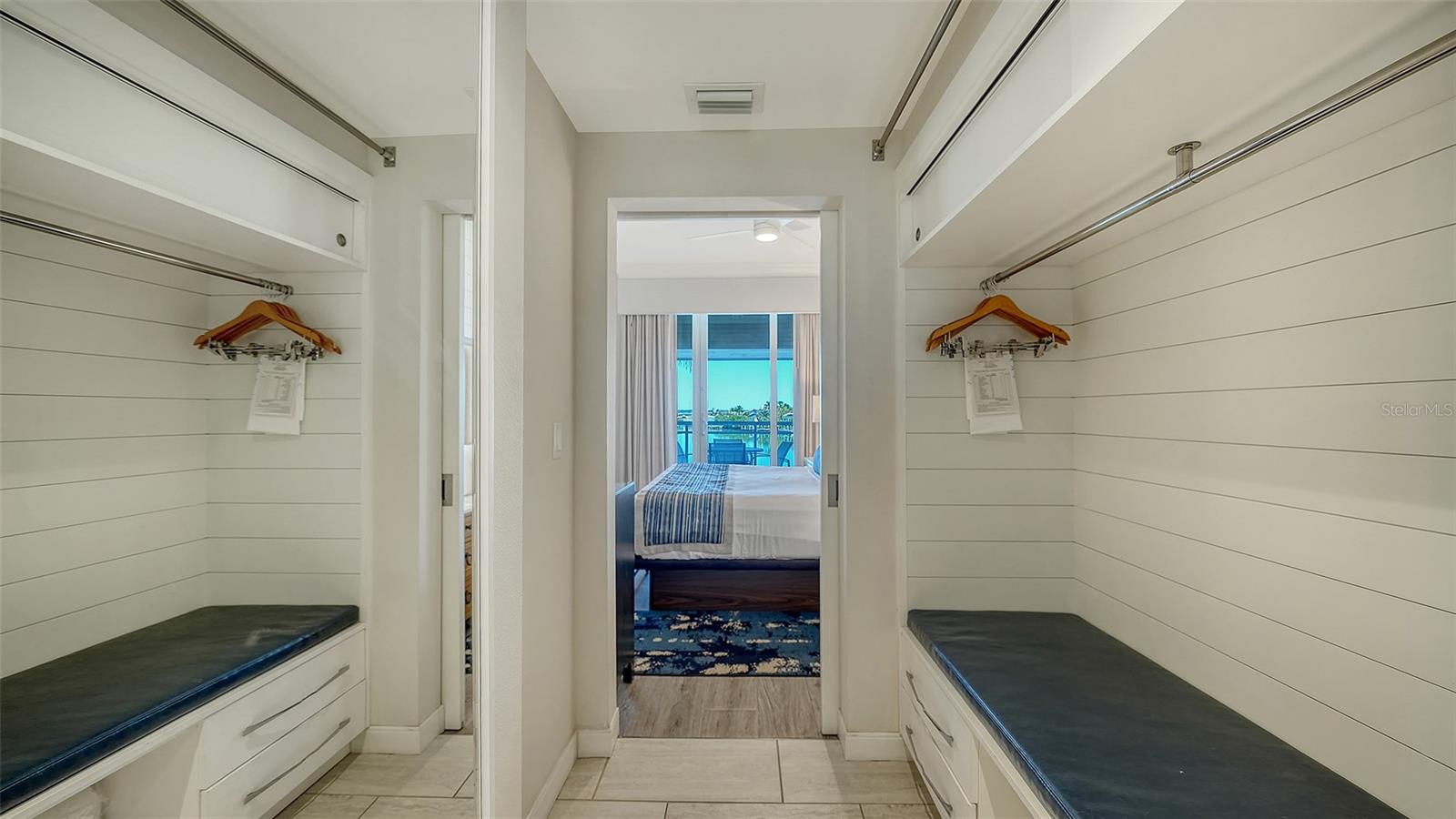 INN ON THE BEACH PH III - Residential