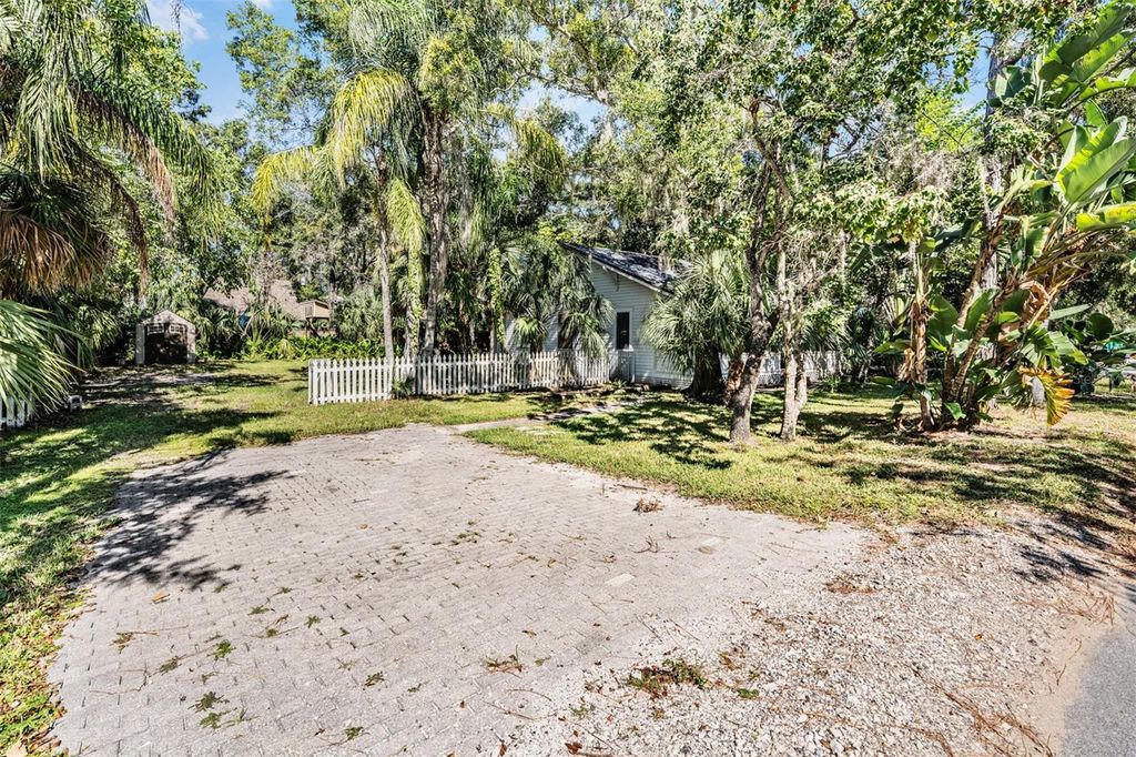 Photo of 344 Bay Street, Palm Harbor, FL 34683 (MLS # TB8442665)