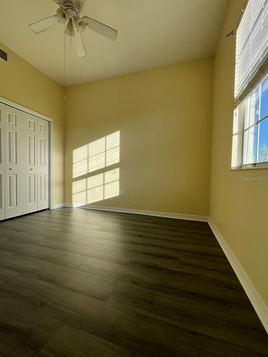 SAIL HARBOUR/HEALTHPARK - Residential Lease