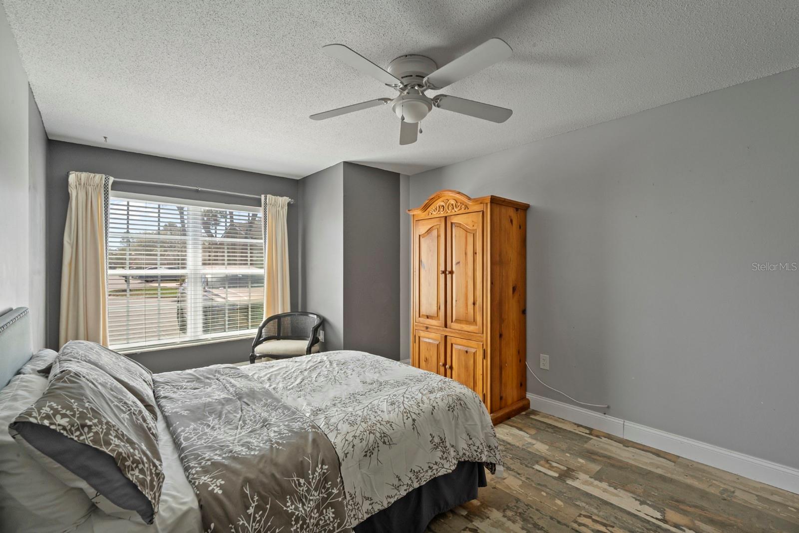 SUMMIT VILLAGE UNIT 4 - Residential