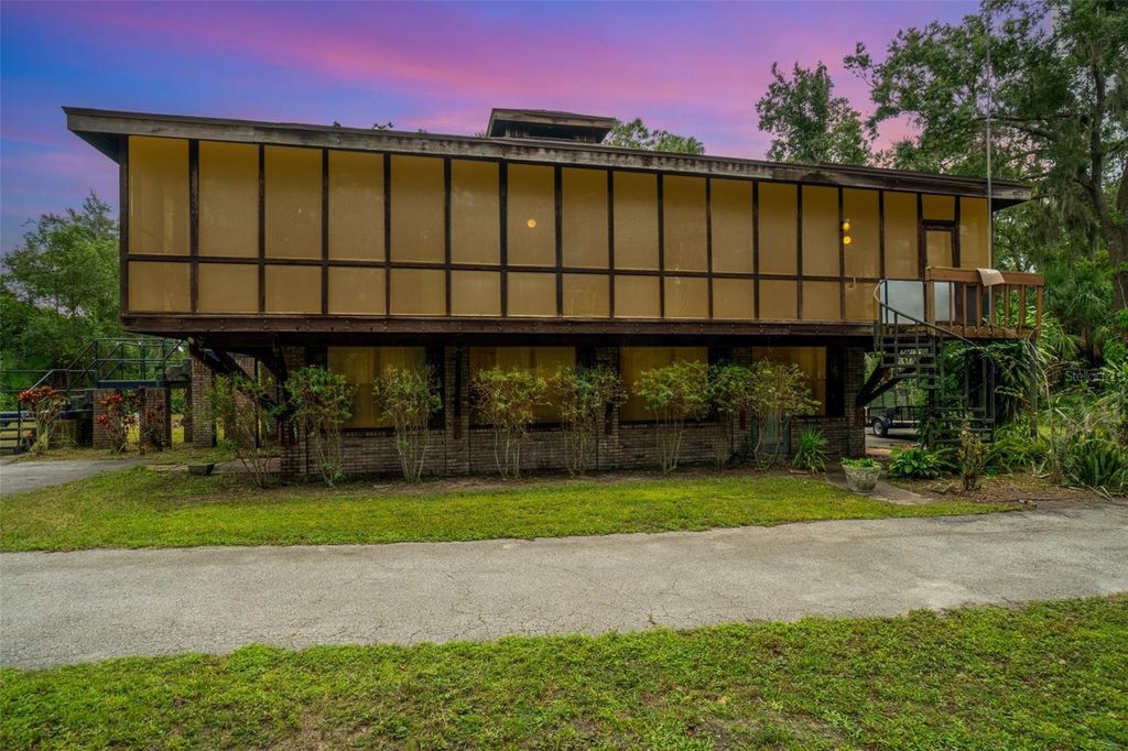 Photo of 6836 Pinetree Lane E, Lakeland, FL 33811 (MLS # TB8429396)