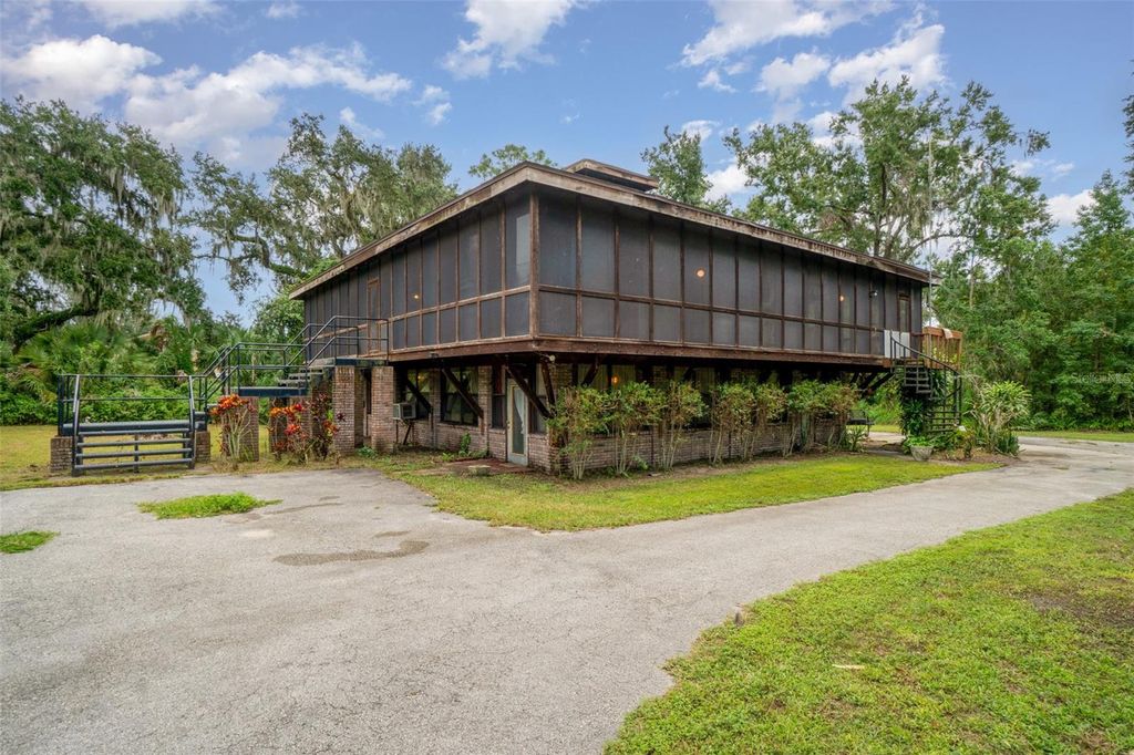 Photo of 6836 Pinetree Lane E, Lakeland, FL 33811 (MLS # TB8429396)