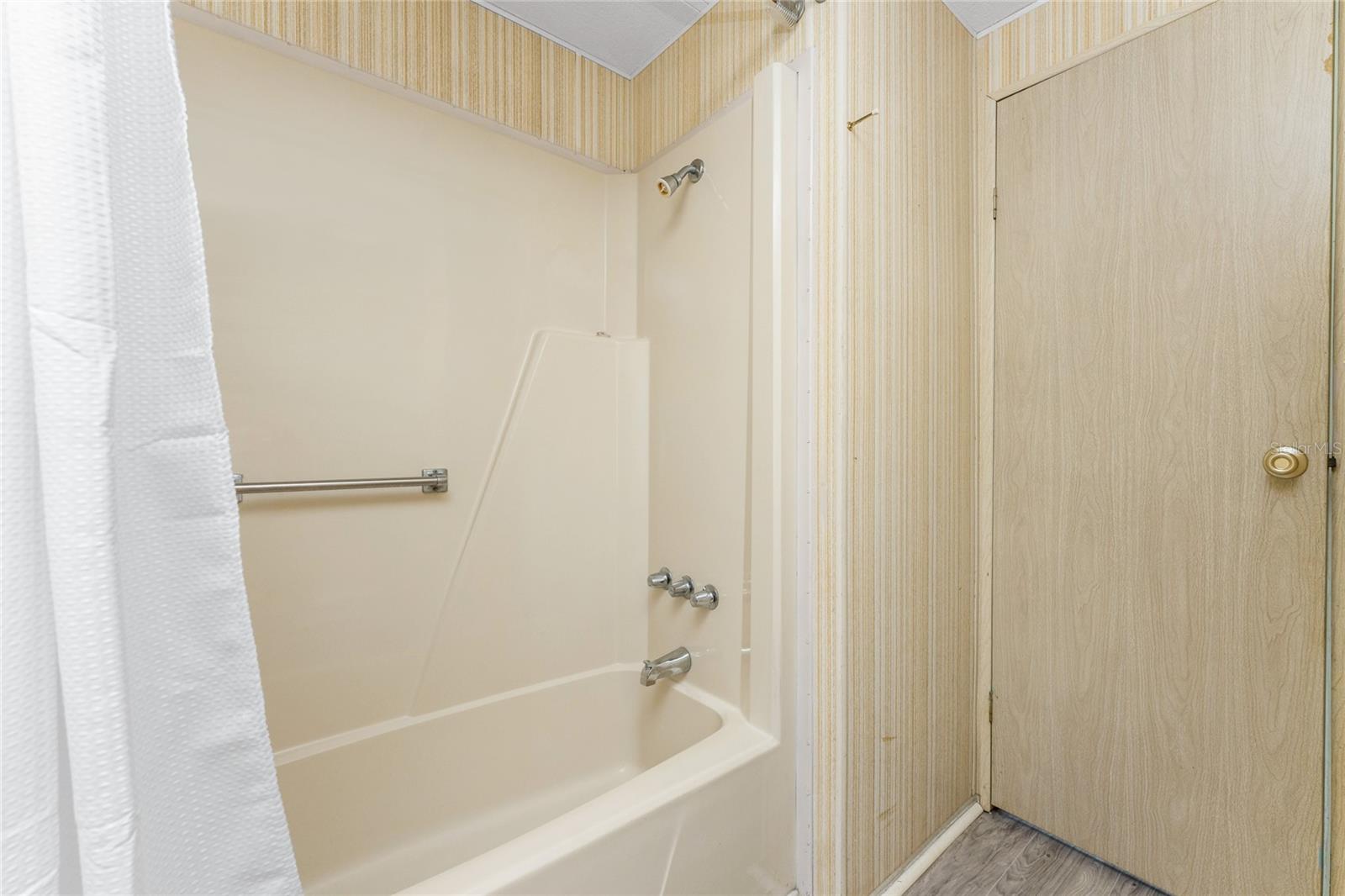 GROVE CITY - Residential