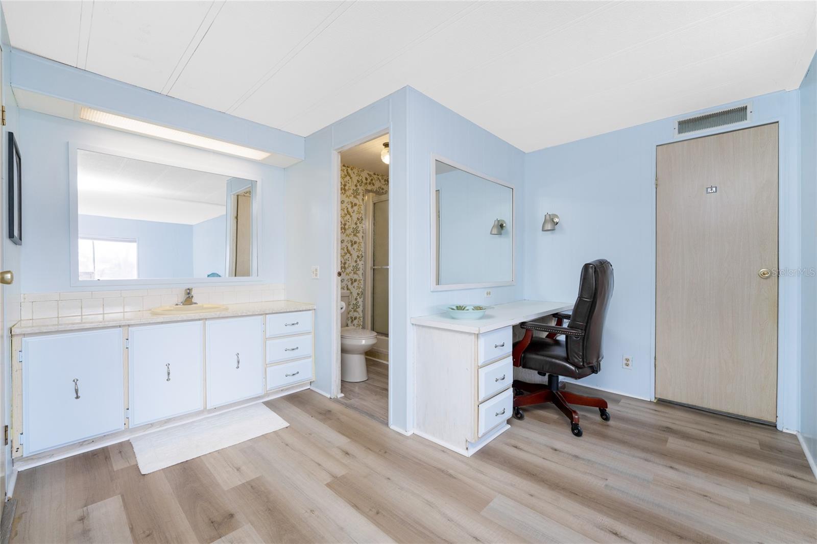 GROVE CITY - Residential