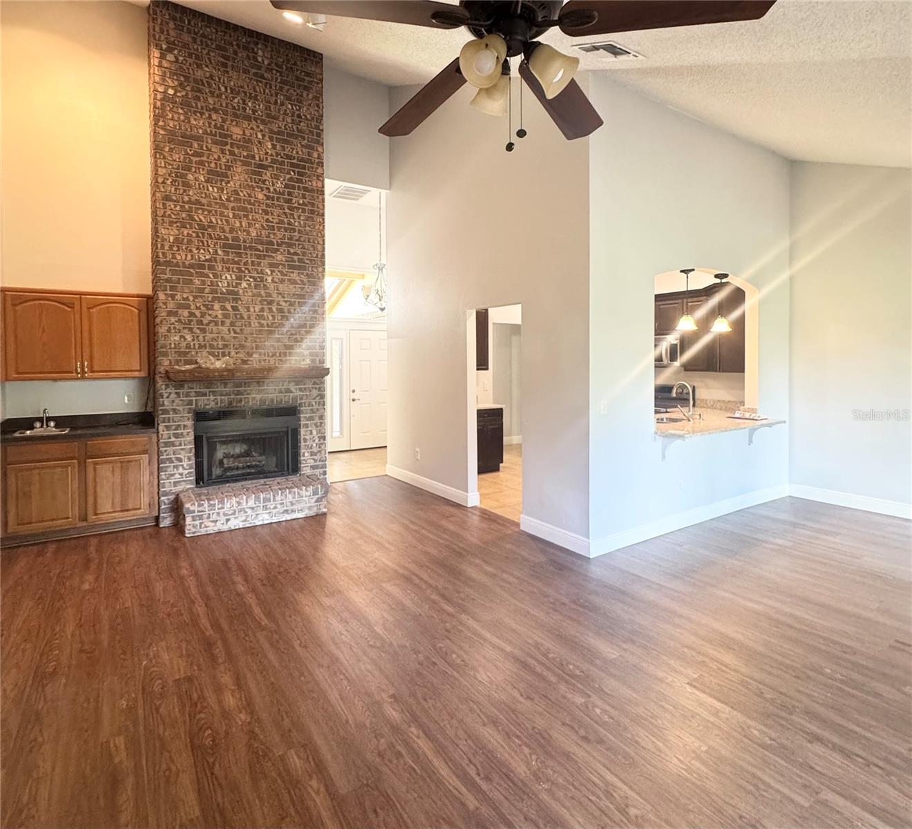 FEATHER EDGE - Residential