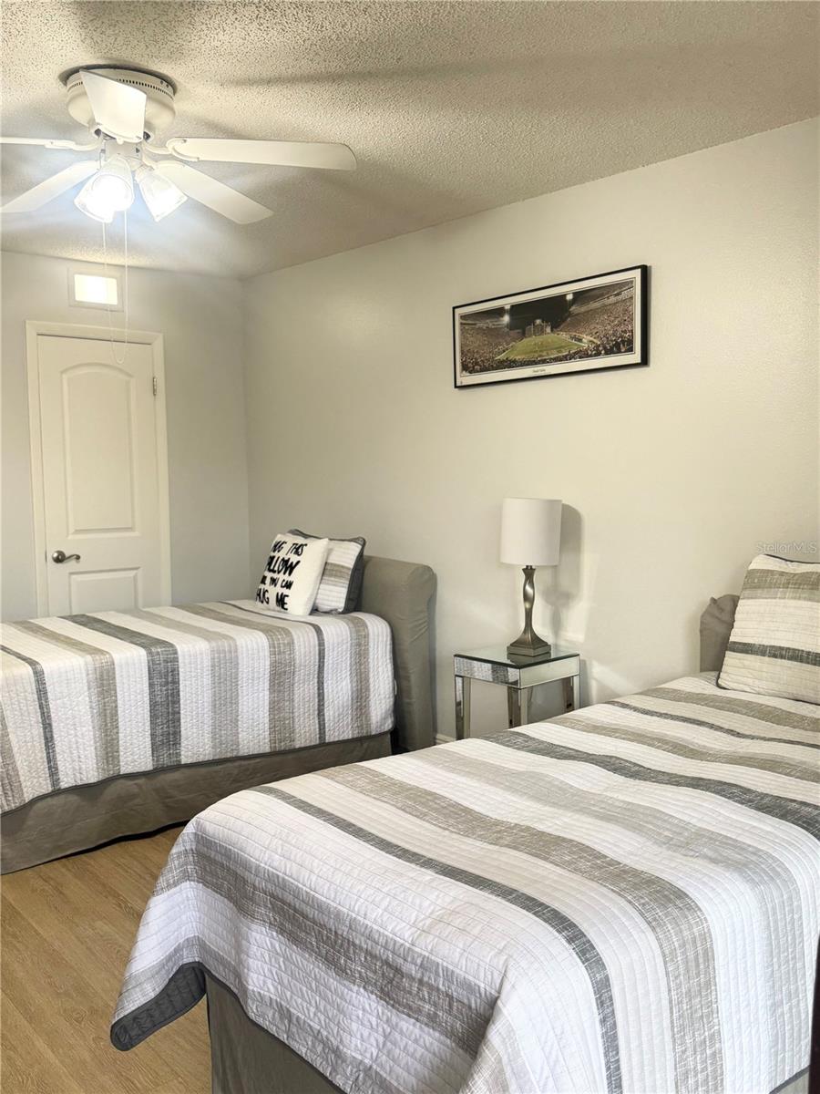 FEATHER EDGE - Residential