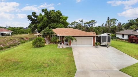 Photo of 7515 Spinnaker Boulevard, Englewood, FL 34224 (MLS # C7526136)