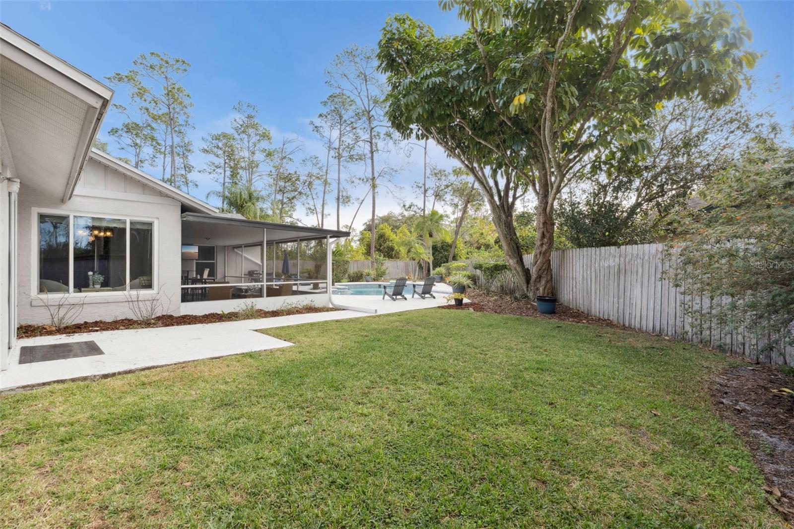 SILVER WOODS PH 02 - Residential