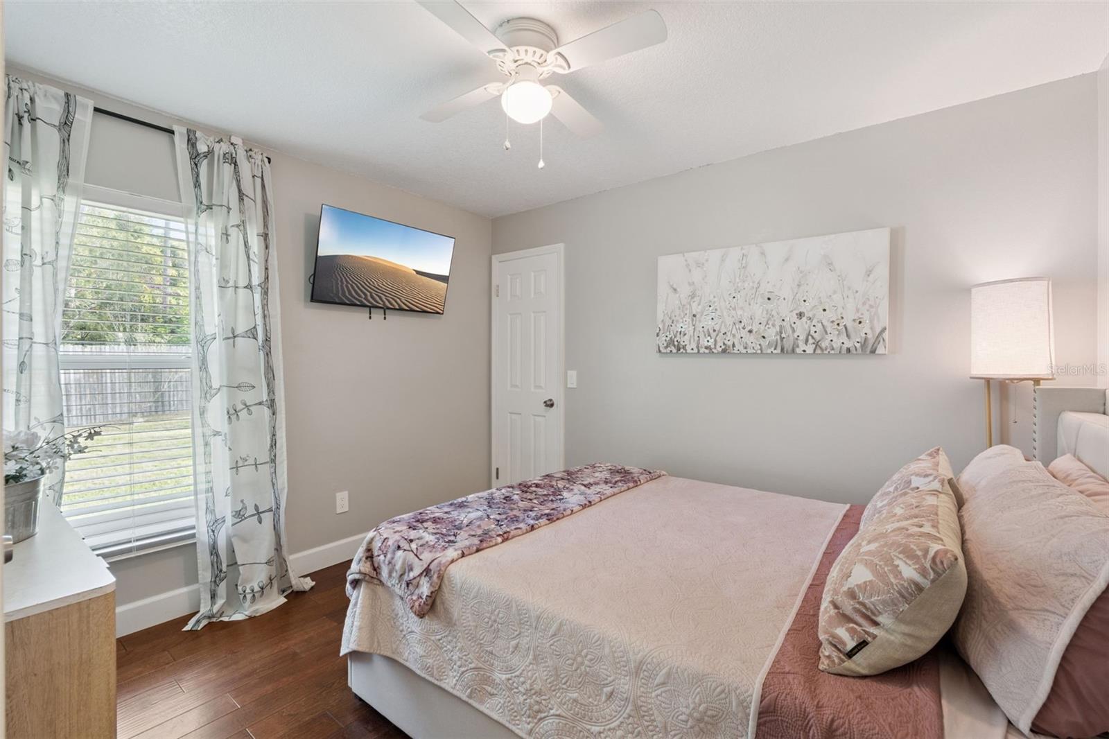 SILVER WOODS PH 02 - Residential