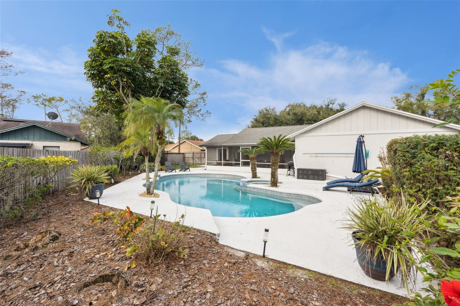 SILVER WOODS PH 02 - Residential