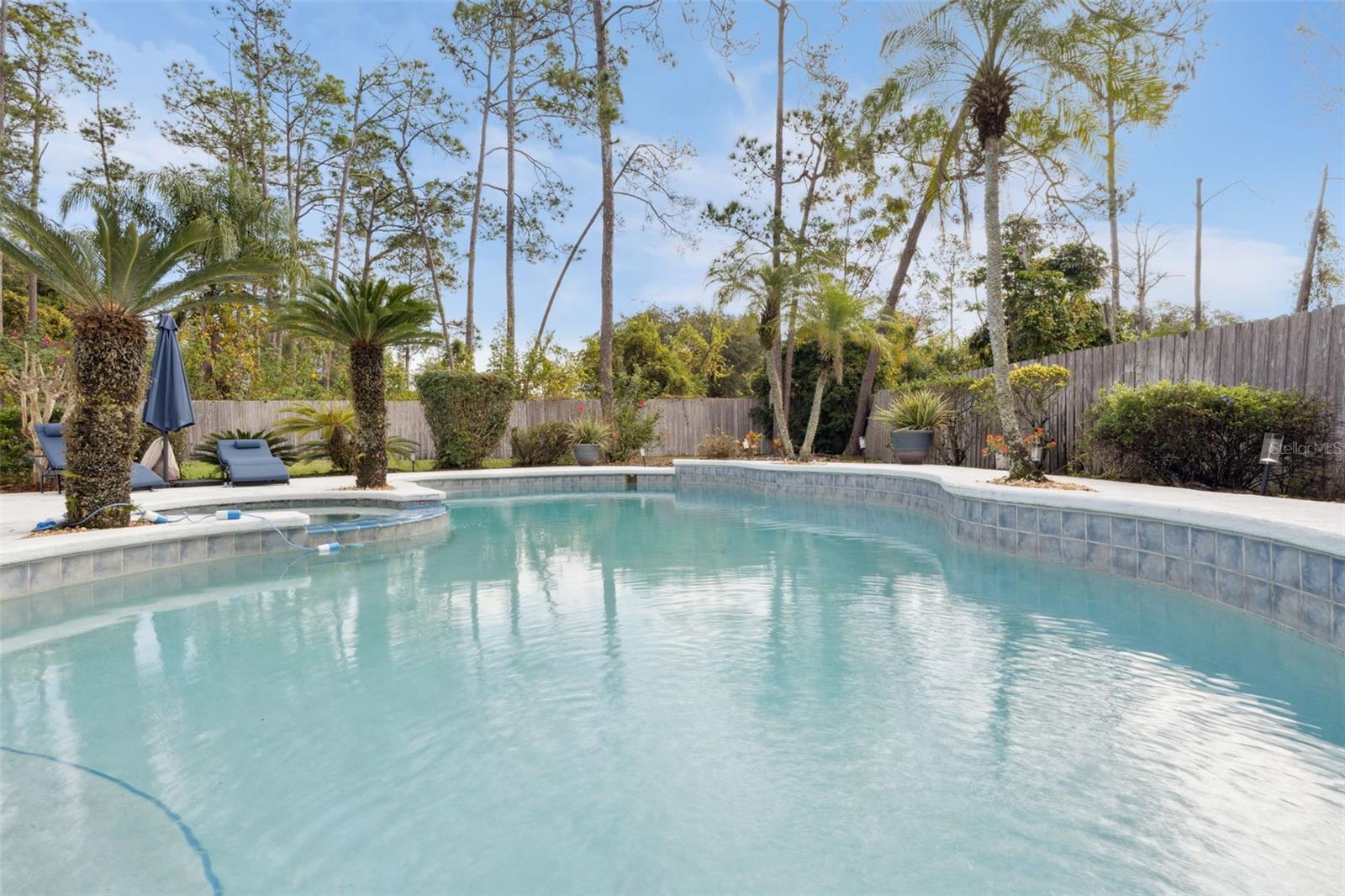 SILVER WOODS PH 02 - Residential