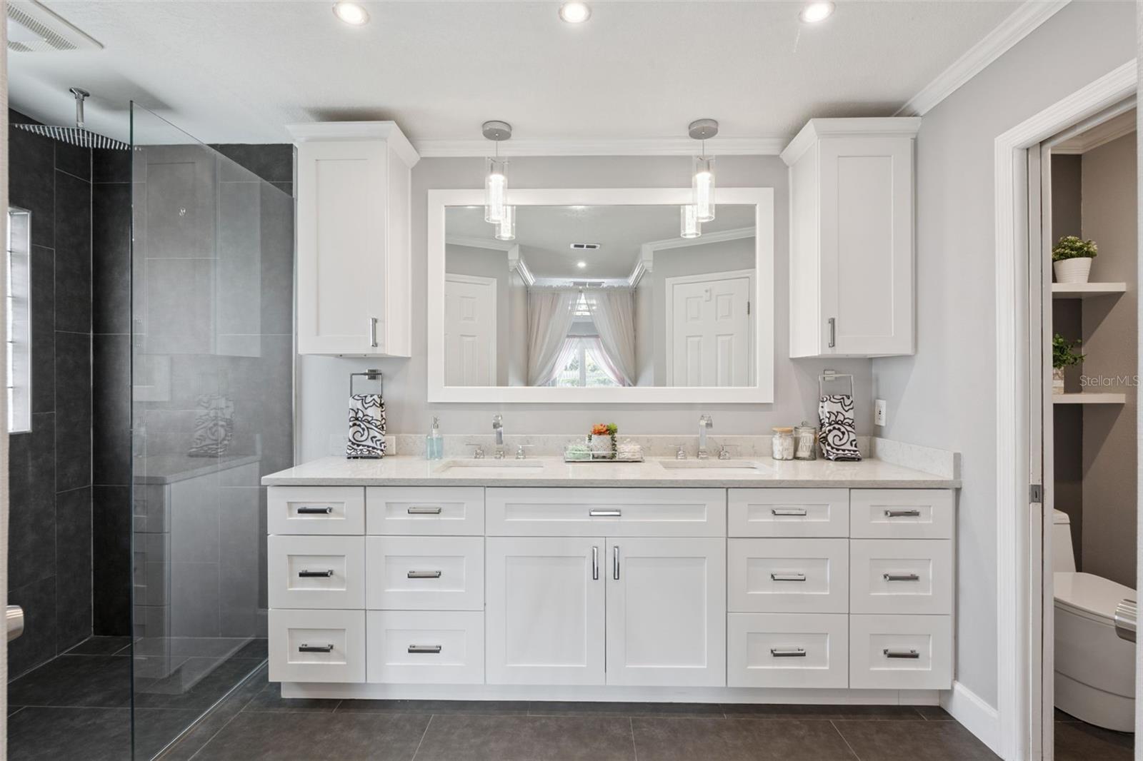 SILVER WOODS PH 02 - Residential