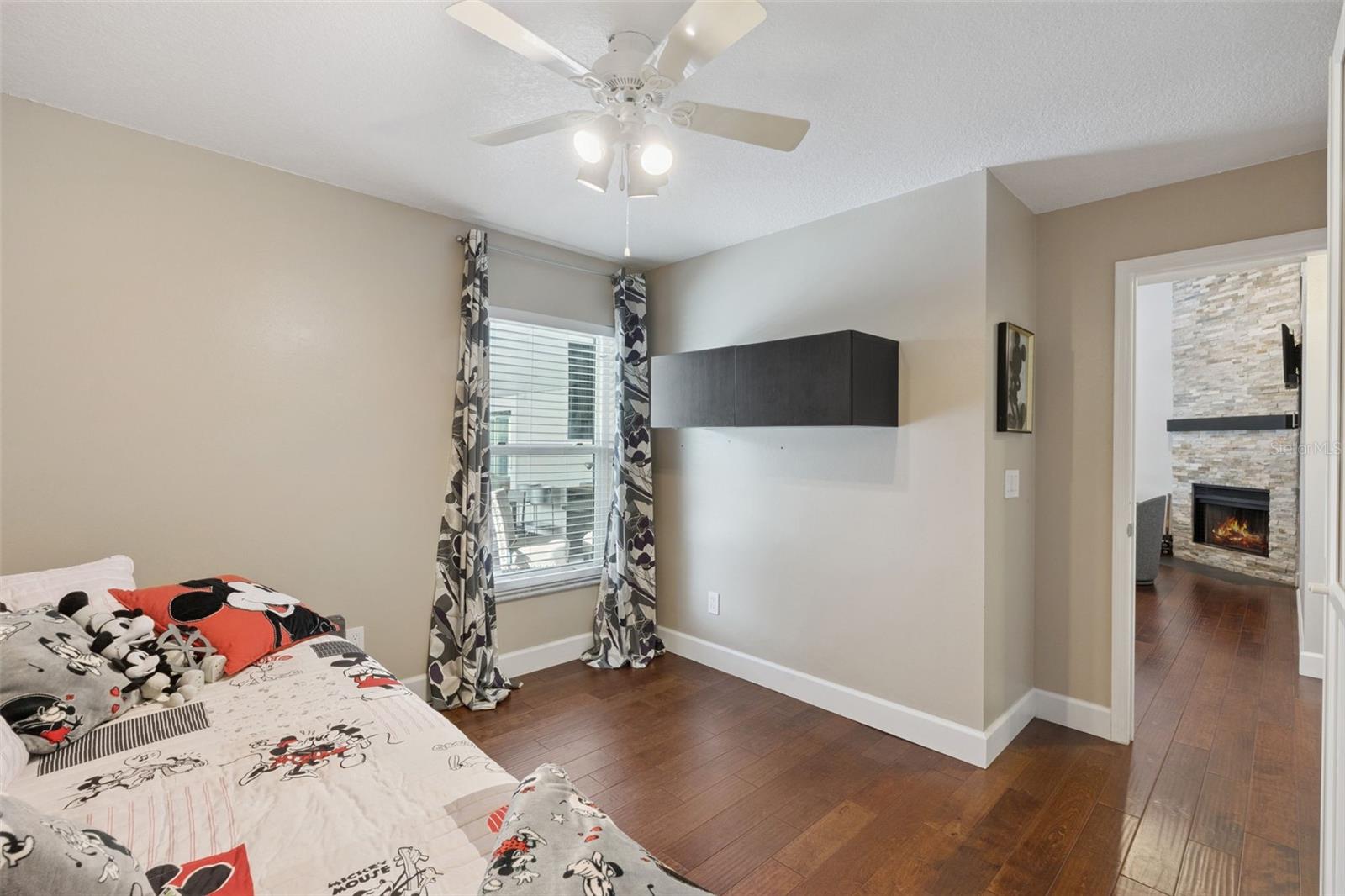 SILVER WOODS PH 02 - Residential