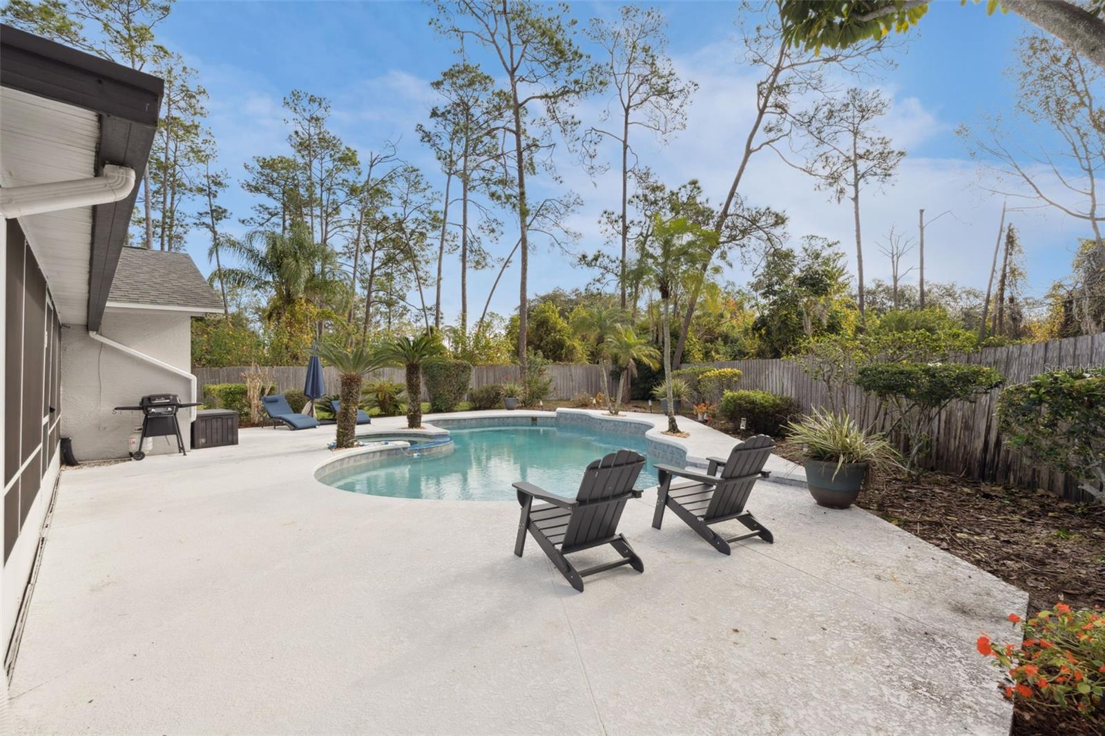 SILVER WOODS PH 02 - Residential