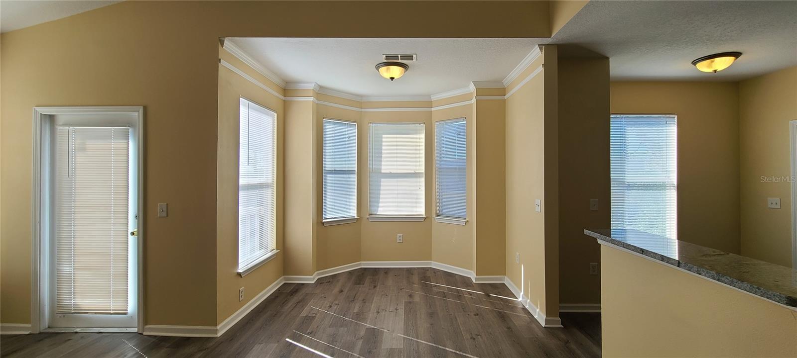 THE VILLAS CONDO - Residential