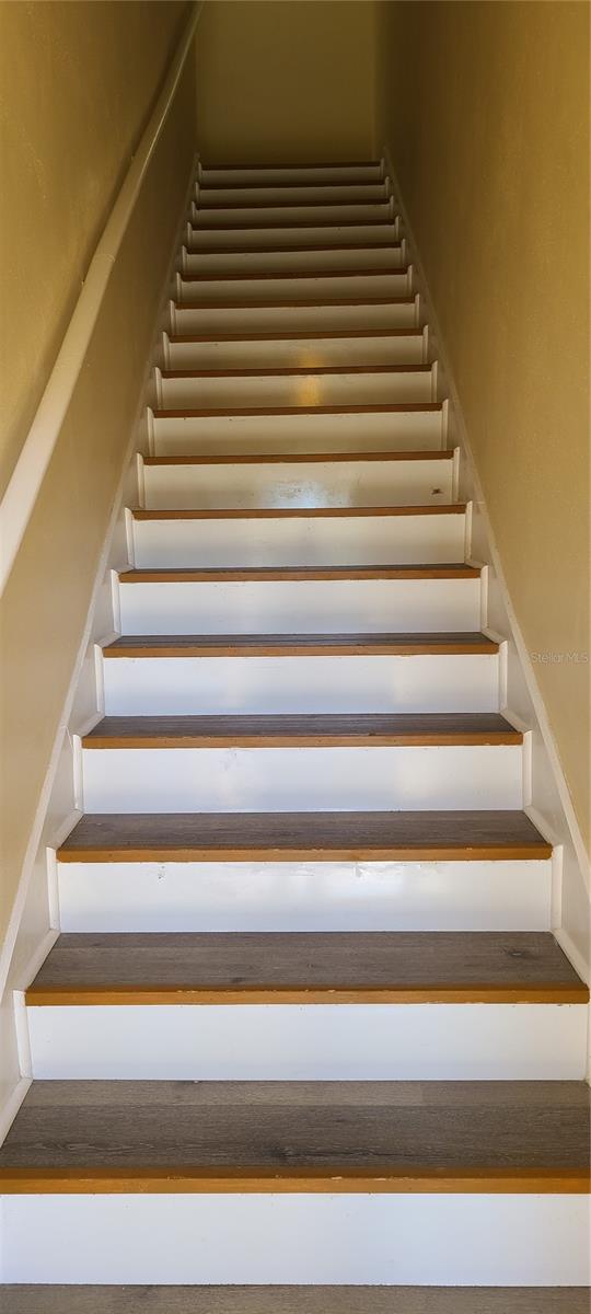 17902 VILLA CREEK DRIVE 17902