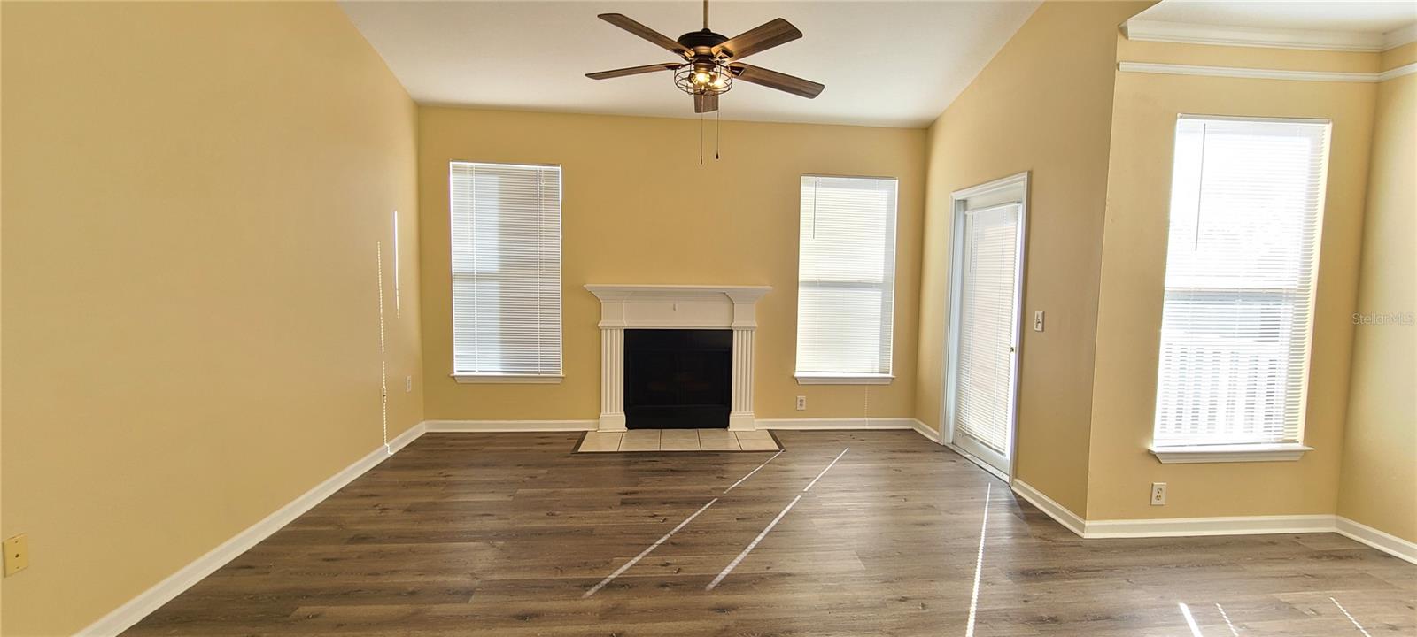 THE VILLAS CONDO - Residential