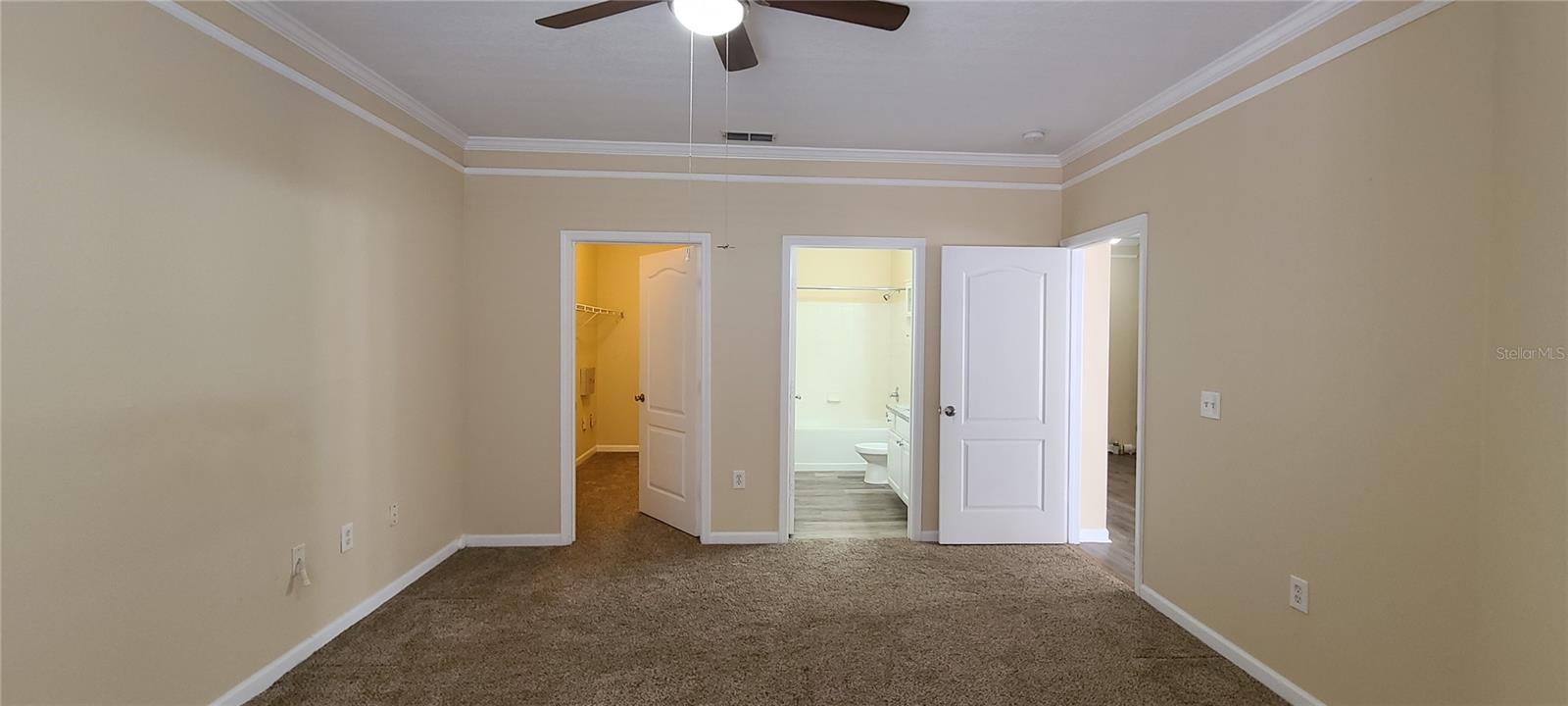 THE VILLAS CONDO - Residential