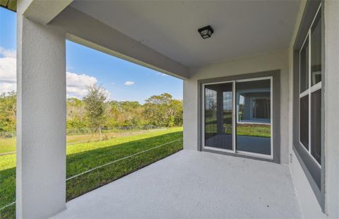 A home in LAKE ALFRED