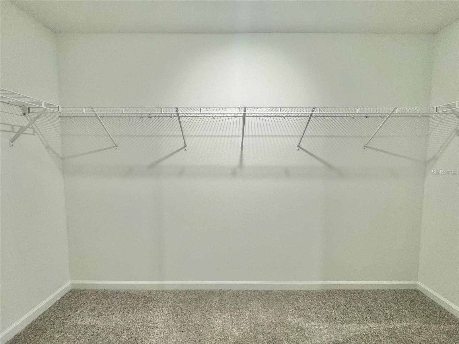 HUNT CLUB AT LAKE WALES PHASE 1 - Residential Lease