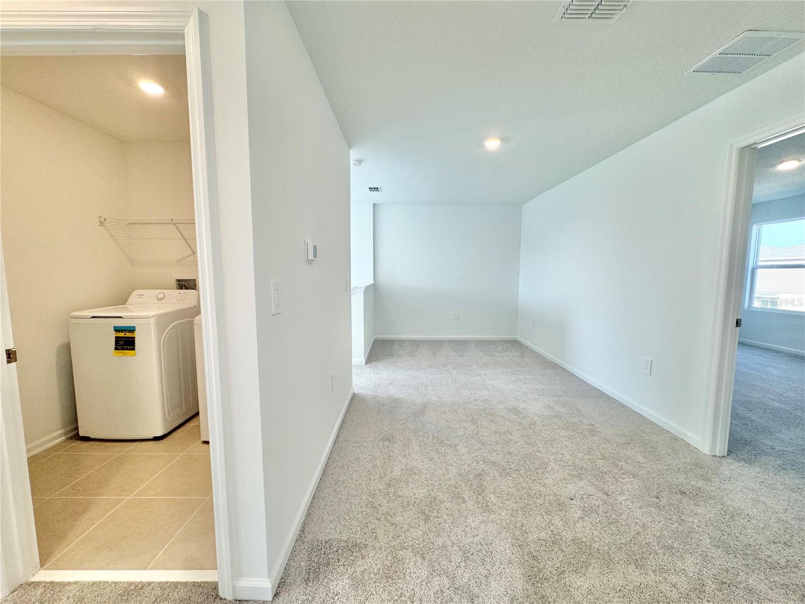 HUNT CLUB AT LAKE WALES PHASE 1 - Residential Lease