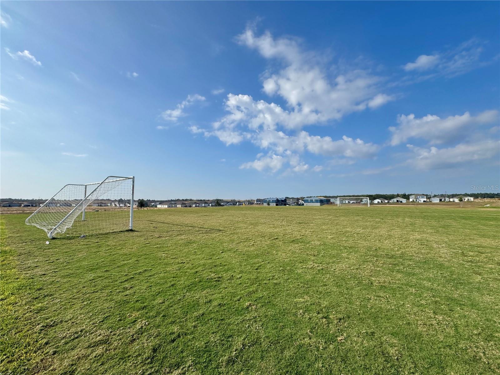 HUNT CLUB AT LAKE WALES PHASE 1 - Residential Lease