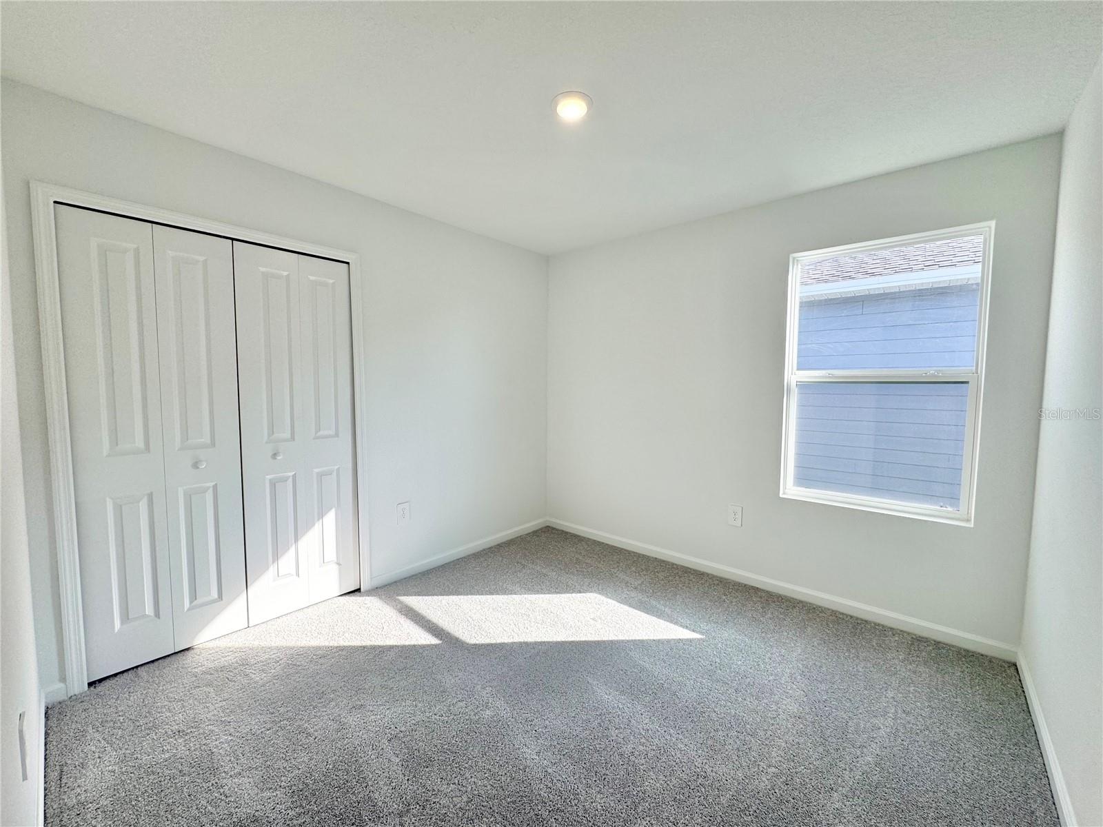 HUNT CLUB AT LAKE WALES PHASE 1 - Residential Lease