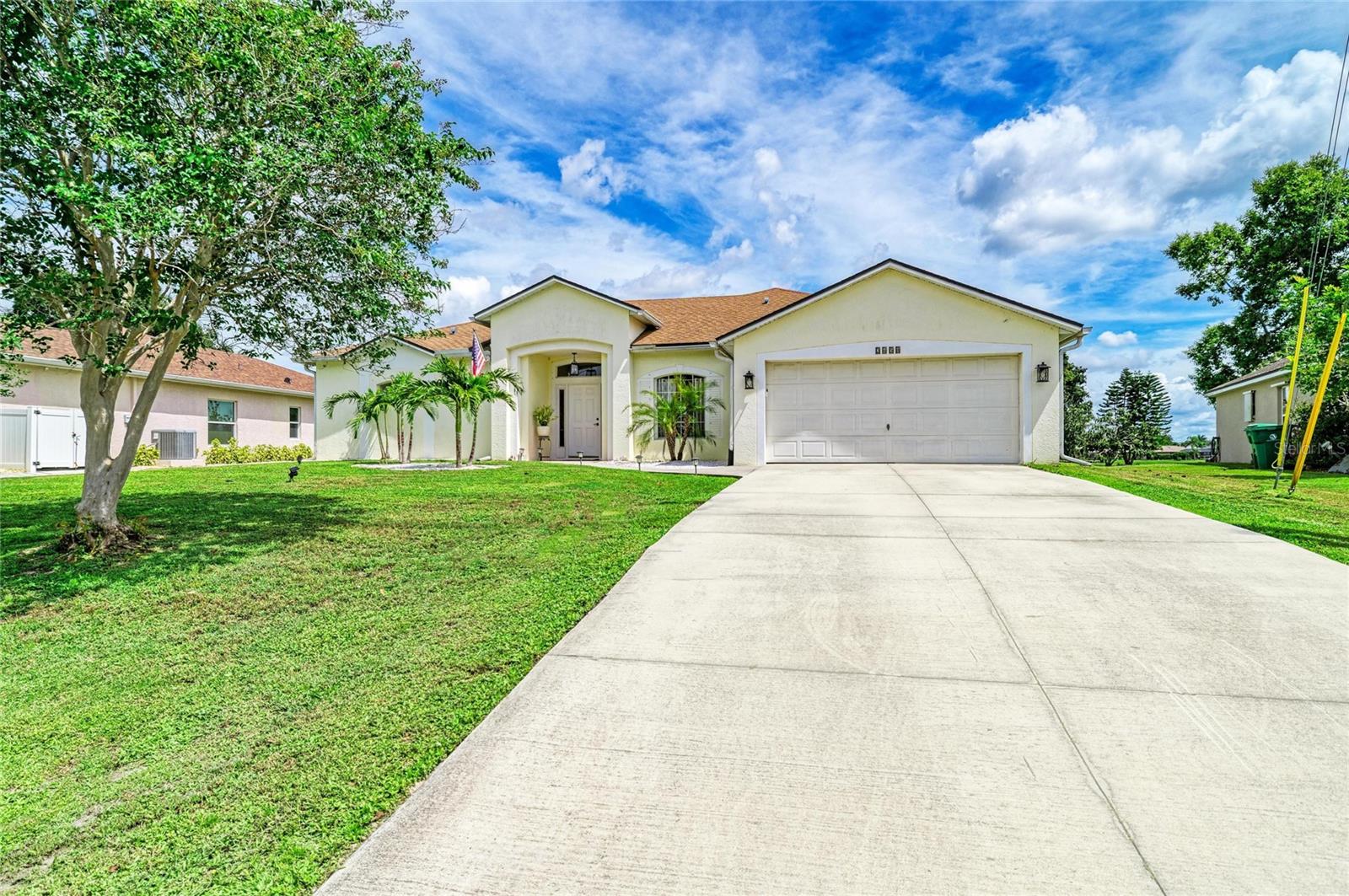 2458 RIO DE JANEIRO AVENUE, PUNTA GORDA, FL, 33983 1 2458 RIO DE JANEIRO AVENUE