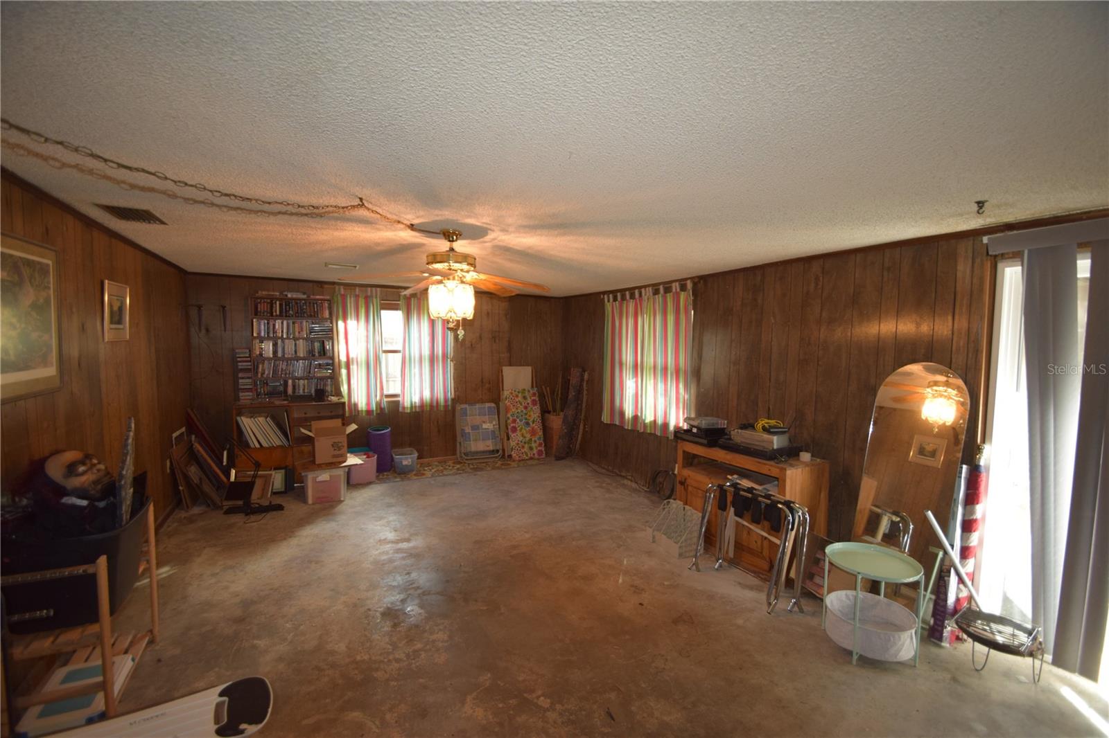 HIGHLAND HILLS - Residential