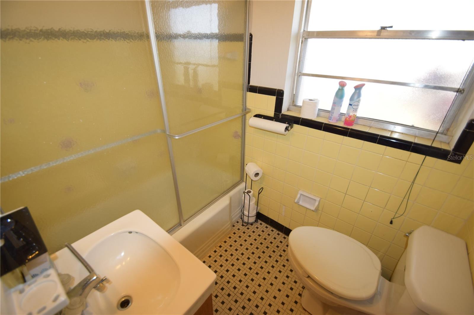 HIGHLAND HILLS - Residential