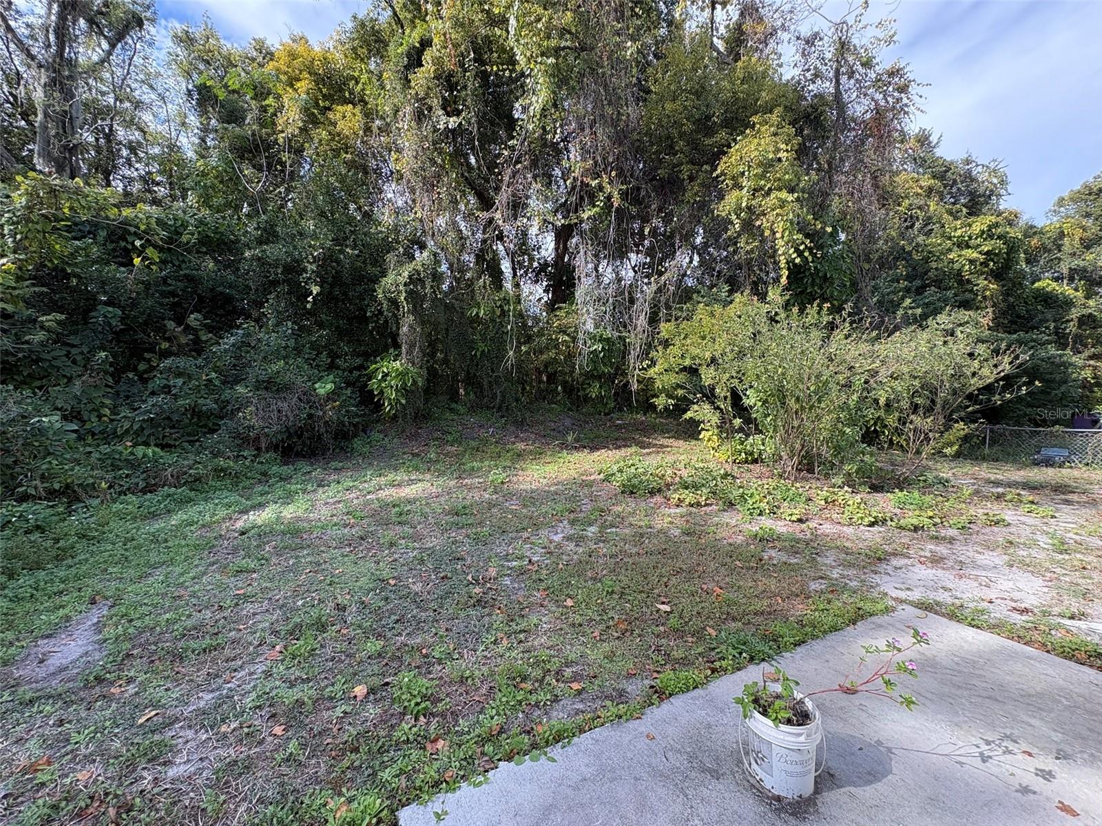 LAKE LOVELY ESTATES SUB - Residential