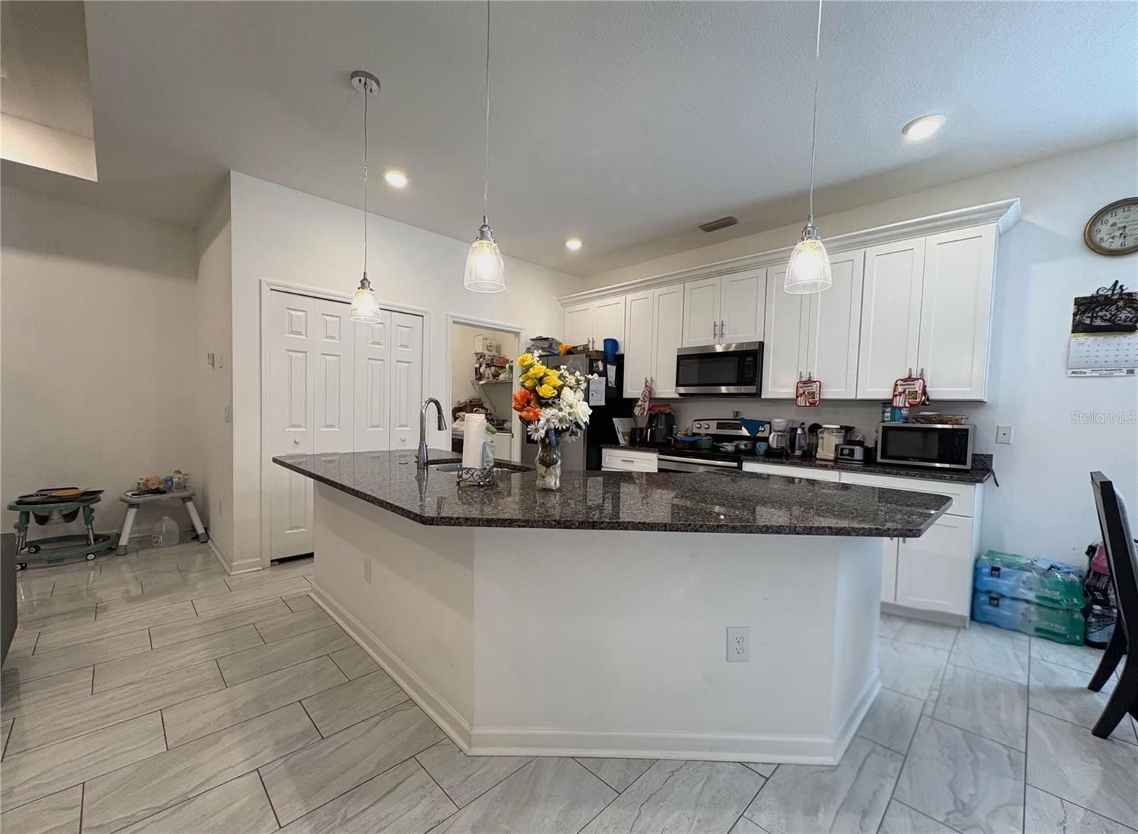 LAKE LOVELY ESTATES SUB - Residential