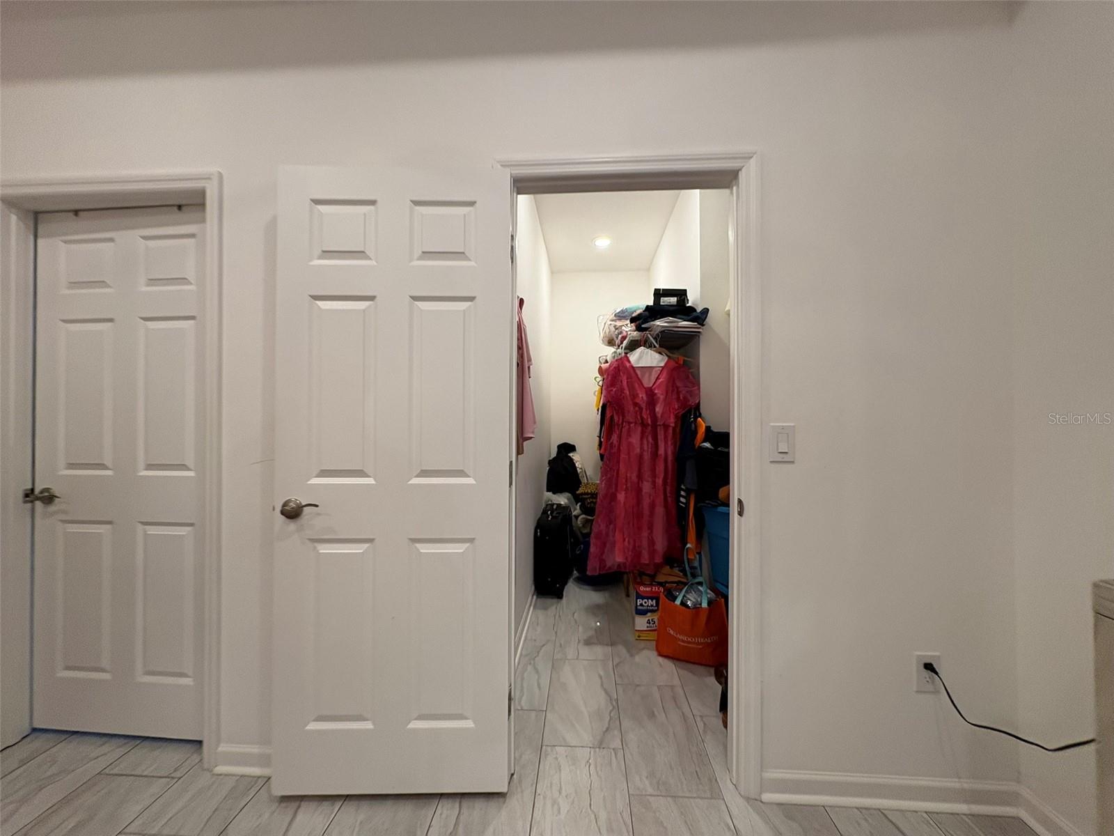 LAKE LOVELY ESTATES SUB - Residential