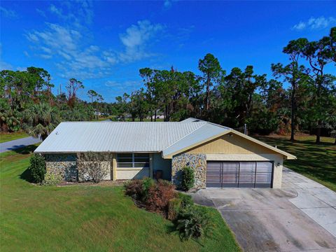 A home in PORT CHARLOTTE