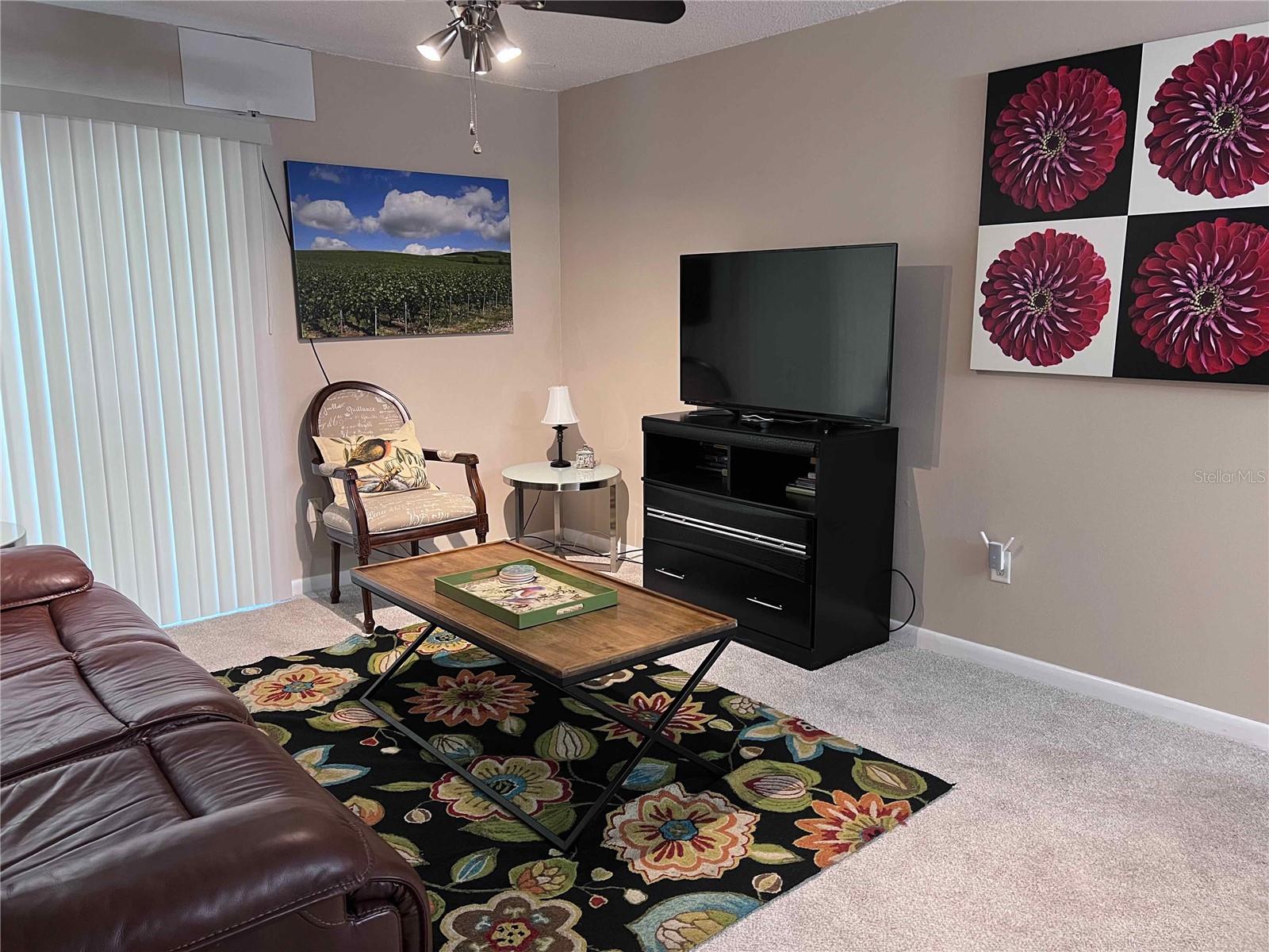 SUMMIT HOUSE - CONDO - Residential